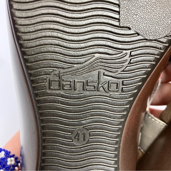 Dansko metallic leather sandals size 41 - Picture 6 of 7